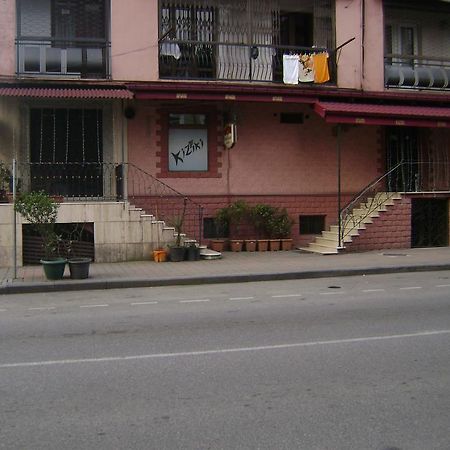 Guesthouse Melikishvili 57 Batumi Luaran gambar
